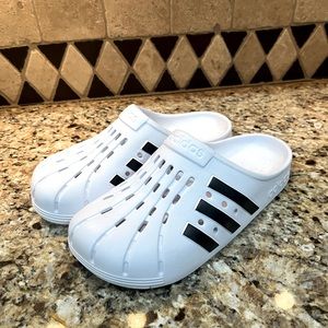 Adidas Adilette Clogs white and Black USA size 7 slides Like Crocs